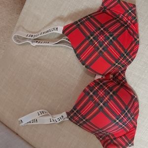 Victoria's Secret Tshirt Bra 34B